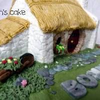 allan_barbeau_-_hobbit_cottage_cake_4.jpg